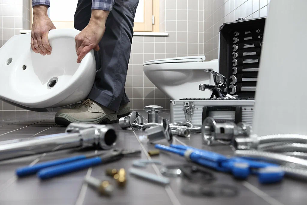 Professional bathroom plumbing repair in Simi Valley